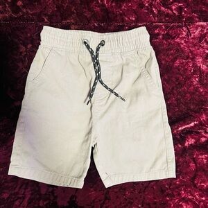 Gray Casual Elastic Waist Shorts